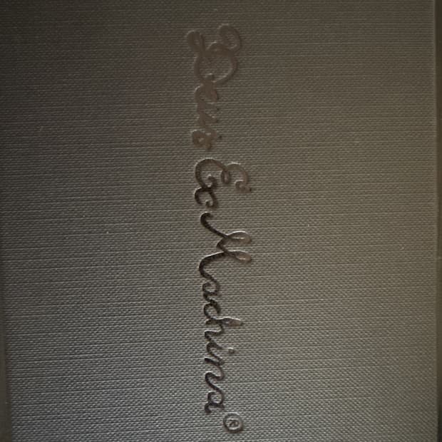 데우스 엑스 마키나 여권커버