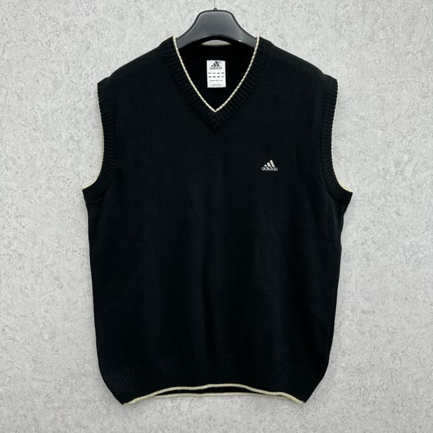 110 아디다스 올드스쿨 남자 니트 조끼