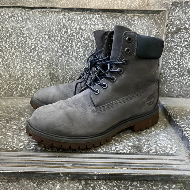 팀버랜드 6인치 프리미엄 워터프루프 부츠 다크 그레이