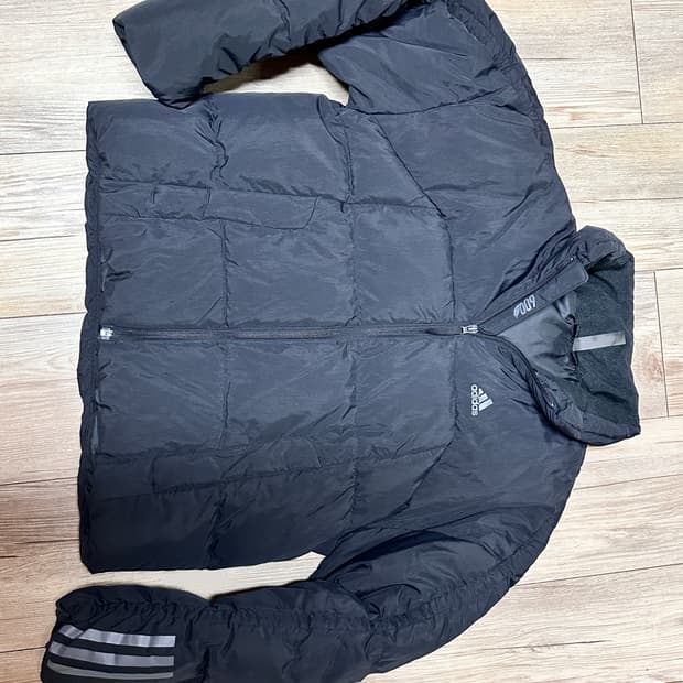 아디다스 우먼스 데일리 크롭 덕다운 자켓 패딩 점퍼 IL8940