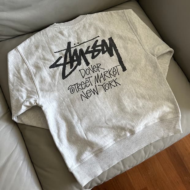 스투시 스탁 도버 스트릿마켓 뉴욕 맨투맨 L