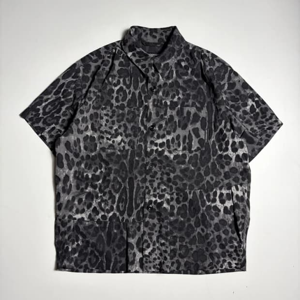 앤더슨벨 25ss 레오파드 반팔 셔츠 R3095