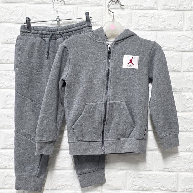 택포) 5-6Y 조던 트레이닝복 세트 (M)