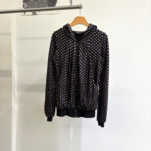 LIP SERVICE 후드집업