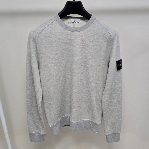 스톤아일랜드 맨투맨 s사이즈 90 95 판매