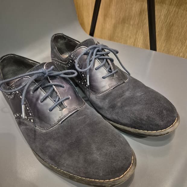 존바바토스 옥스포드 스웨이드 슈즈 265 판매합니다