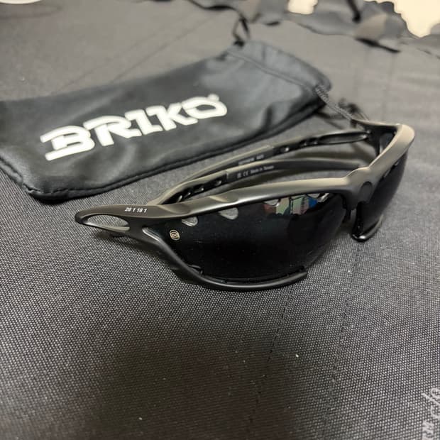 브리코xZARA 선글라스