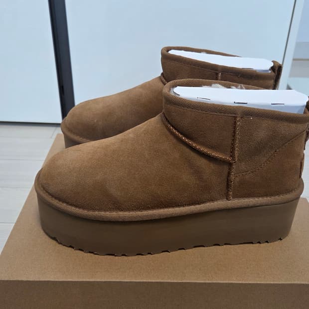 어그 클래식 부츠 체스트넛 1135092-CHE