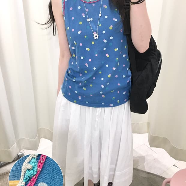 Hagumi dot sleeveless