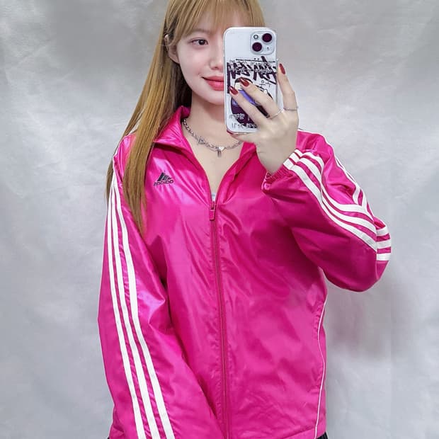 아디다스 핫핑크 삼선 바람막이 