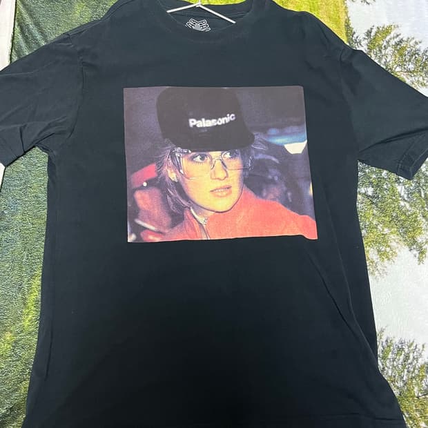 팔라스 다이애나 반팔