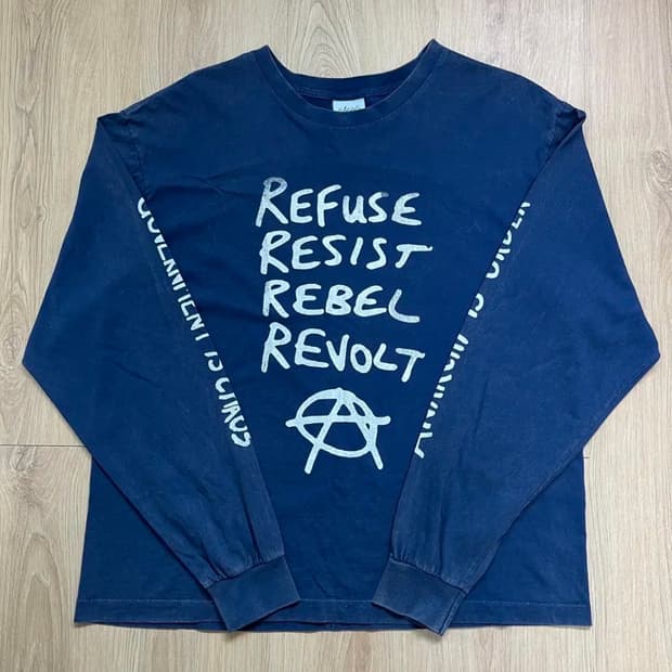 더뤡코즈 ANARCHY 롱슬리브 네이비 1사이즈