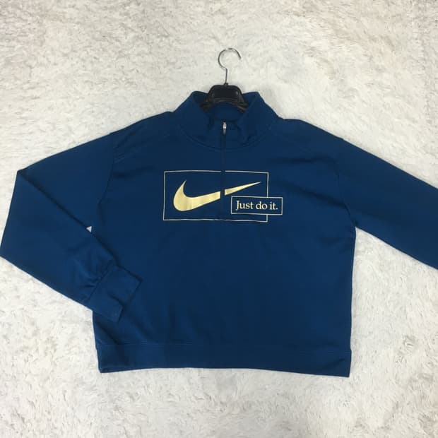 나이키 여성 런닝 맨투맨 DD24