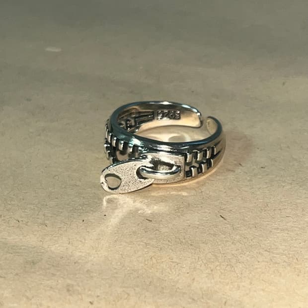 zip ring