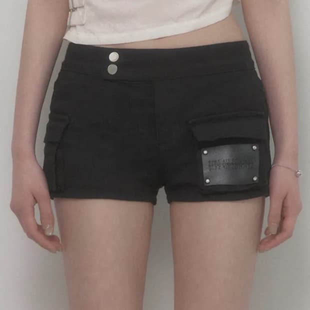 에트오소메 레더 패치 카고 숏팬츠