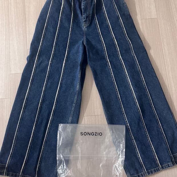 송지오 버티컬 데님 와이드 팬츠 초판 82사이즈(32사이즈)