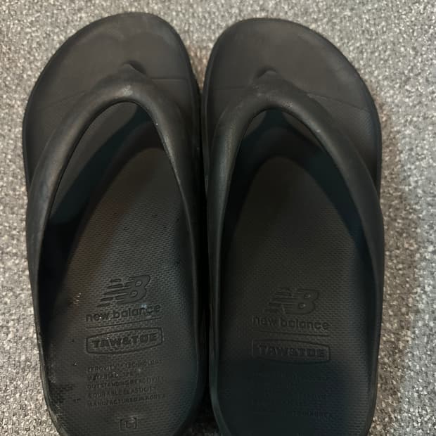 뉴발란스 x 토앤토 플립플랍 쪼리 슬리퍼 팝니다!