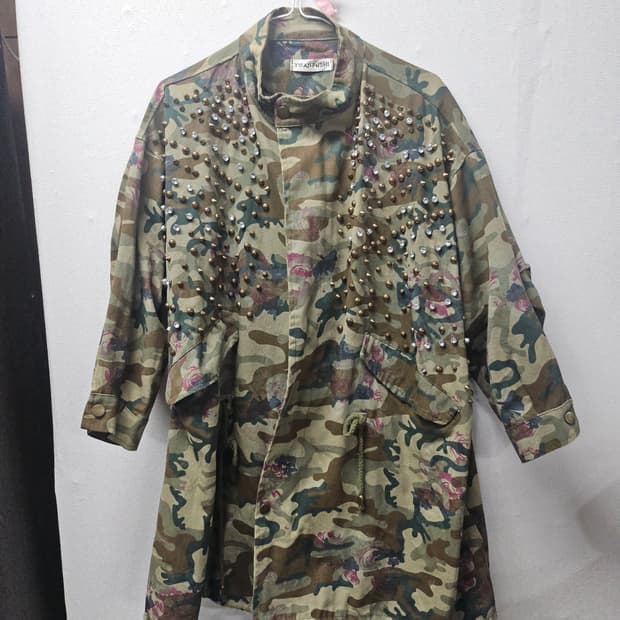 YIFANFUSHI 카모 스터드 야상 자켓 free