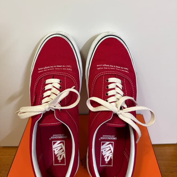 반스 언더커버 레드