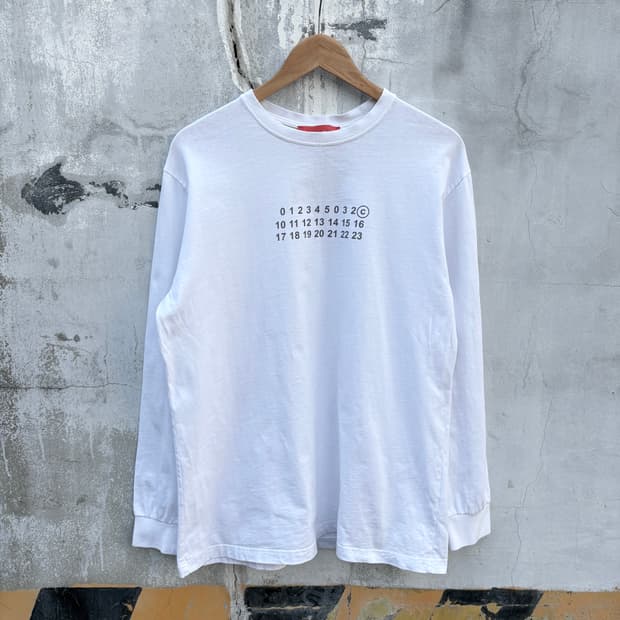 032c 메종 마르지엘라 헌정 롱슬리브 티셔츠