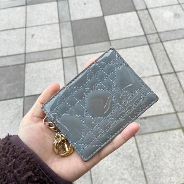 Dior 레이디디올 페이턴트 카나쥬 카드지갑