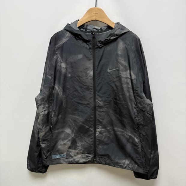 나이키 스톰-핏 러닝 디비전 바람막이