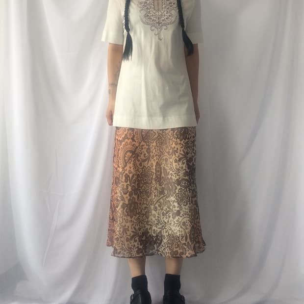 Tribal pattern point t shirt