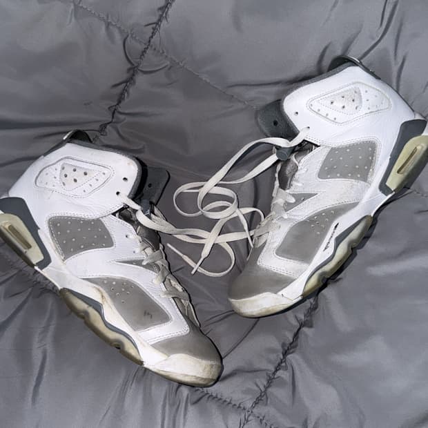 조던6 레트로 그레이 