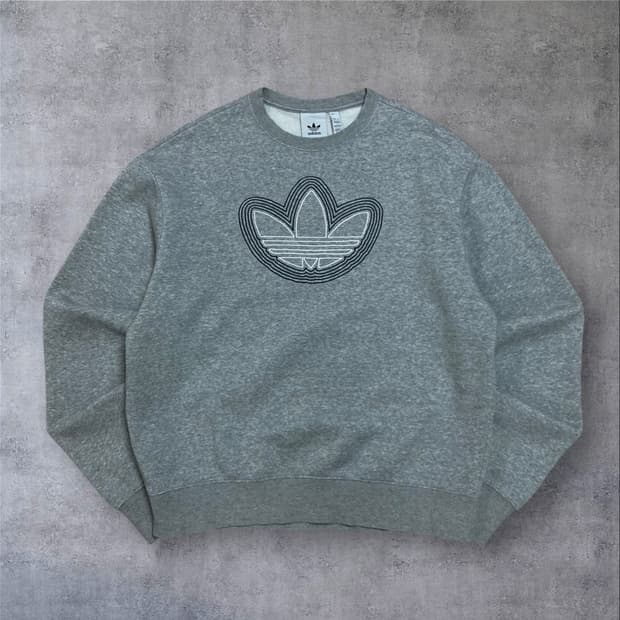 아디다스 오리지날 빅로고 그레이 맨투맨