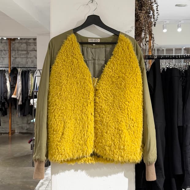 겐조 카키 옐로우 부클레 디테일 브이넥 자켓