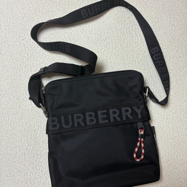 버버리 burberry 크로스 백 블랙