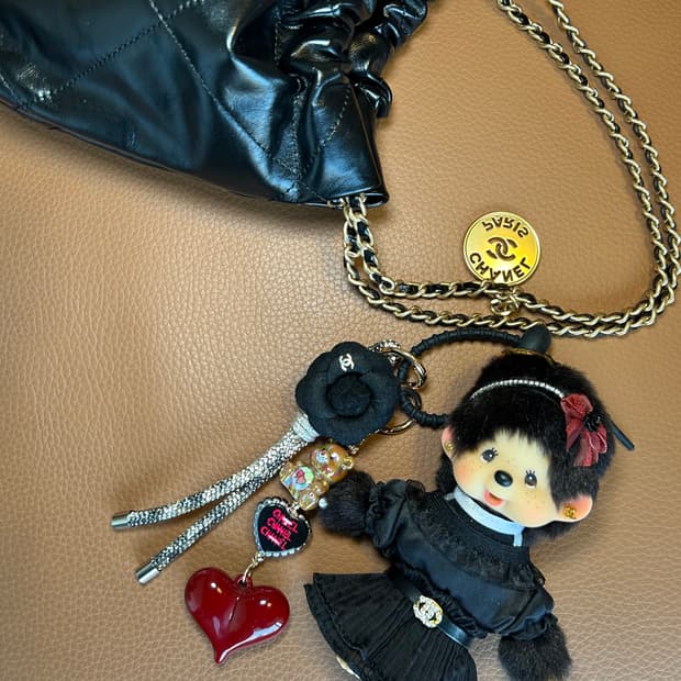 (69) ✨🖤정품몬치치커스텀_올블랙무드 레드하트포인트