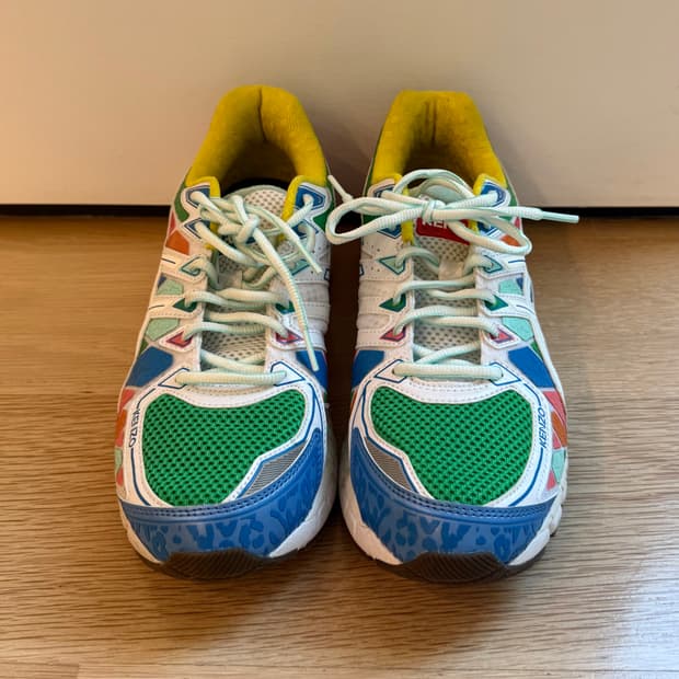 아식스 x  KENZO