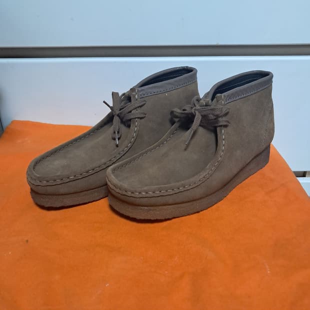 클락스 왈라비 브라운 UK 6.5(약 255~260)