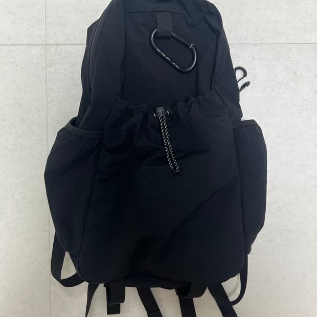 에메모가든 백팩 나일론 슬러브 블랙 075