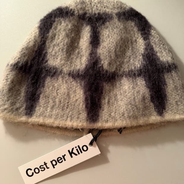 코스트 퍼 킬로 앙고라 비니 아이보리