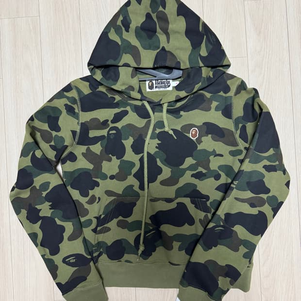 베이프 녹계 크롭 후드티