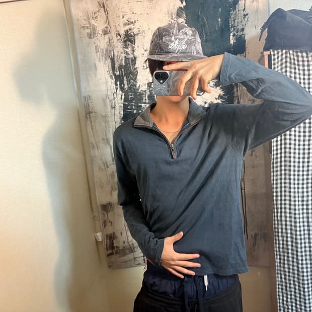 Kurasufuku half zip-up t-shirt