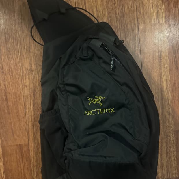 아크테릭스 system A 크로스바디 퀴버