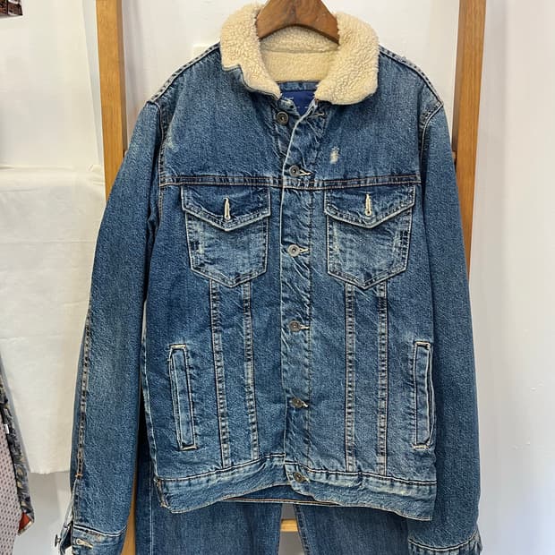 ZARA MAN 겨울용 양털 청자켓 (M사이즈)