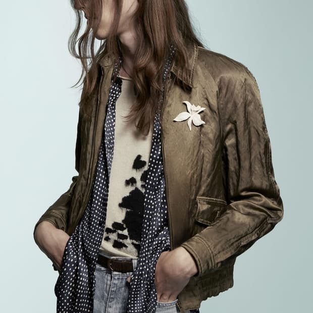 [BTS 지민님 착용] 생로랑 21ss 실크 새틴 네이비 폴카닷 셔츠