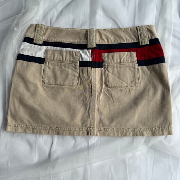 Tommy 베이지 배색치노스커트