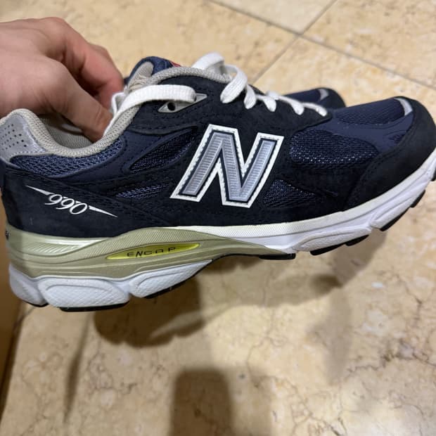 뉴발란스 990v3 메이드 인 USA 네이비 - D 스탠다드 250사이즈