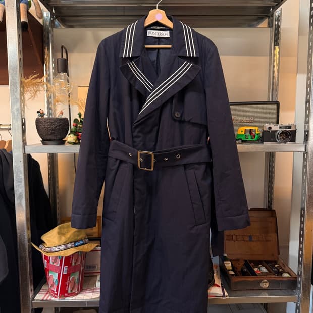 18시즌 JW 앤더슨 마린 패디드 트렌치 코트