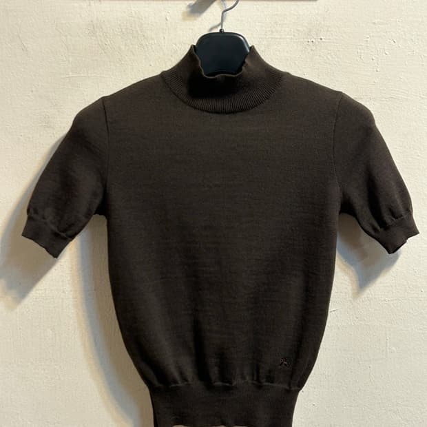 버버리 블루라벨 울 반팔 터틀넥 니트