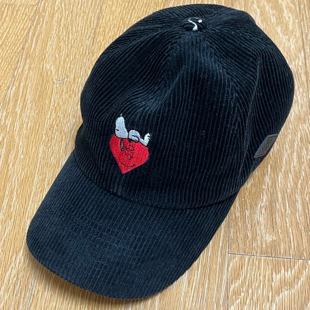 스테레오바이널즈 피너츠 스누피 콜라보 코듀로이 볼캡 모자