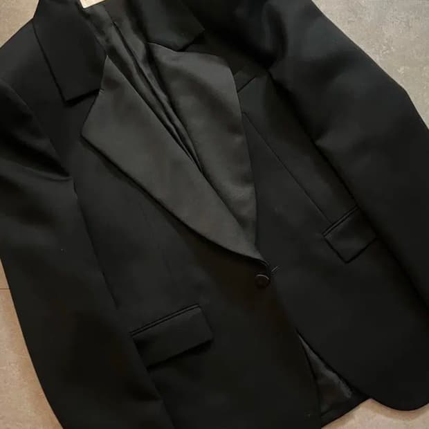 50 생로랑 새틴 블레이저 자켓