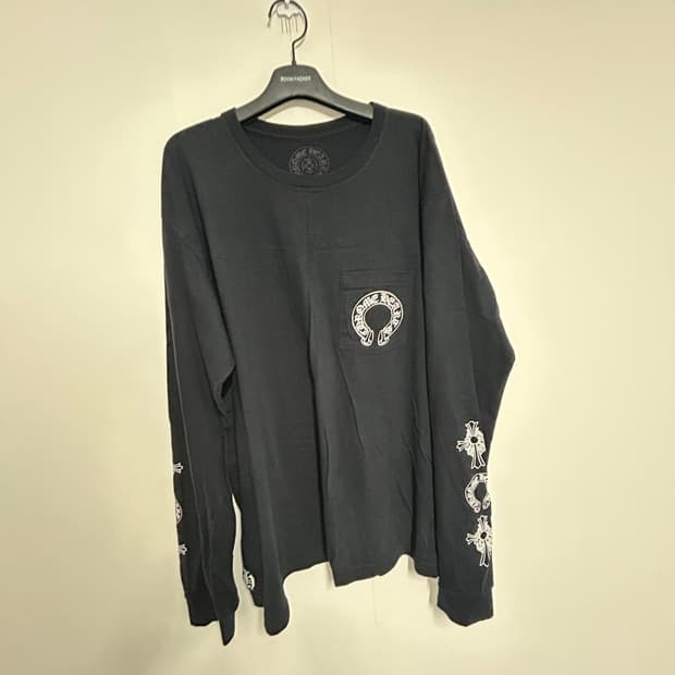 크롬하츠 T-bar 홀스슈 롱슬리브 팝니다!