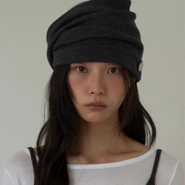 온스카 차콜 비니