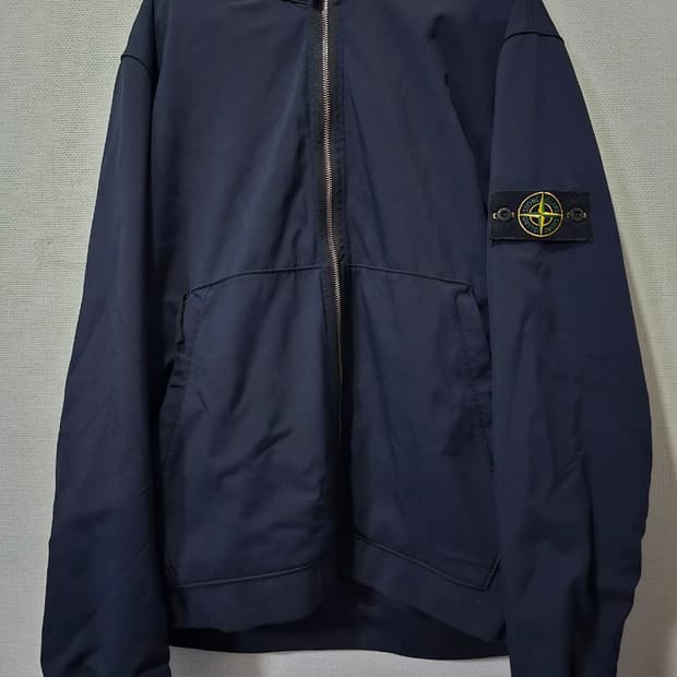 정품 스톤아일랜드 소프트 쉘 후드 자켓 105 / XL